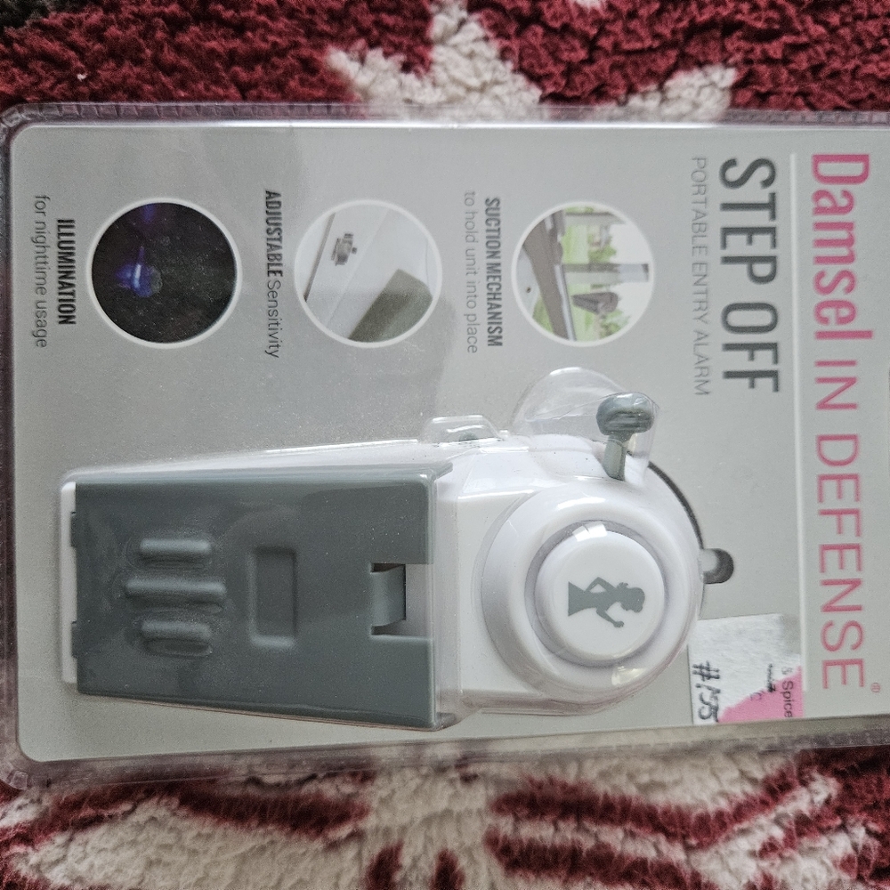Damsel In Distress, lot of 4 - NEW - Picture 4 of 4